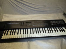 90's ROLAND D 20 SYNTHESIZER