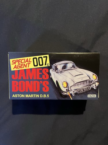 Corgi 261 james - james, aston