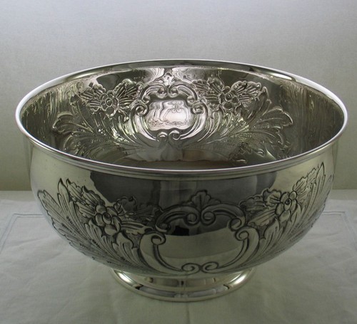 Silver punch bowl beautifully - silver, bowl,