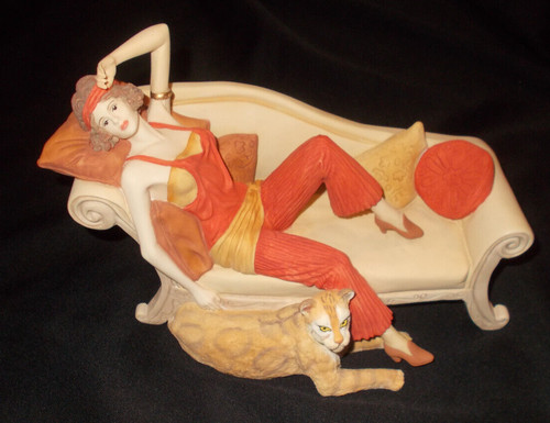 Coalport figure connie roaring - figure,