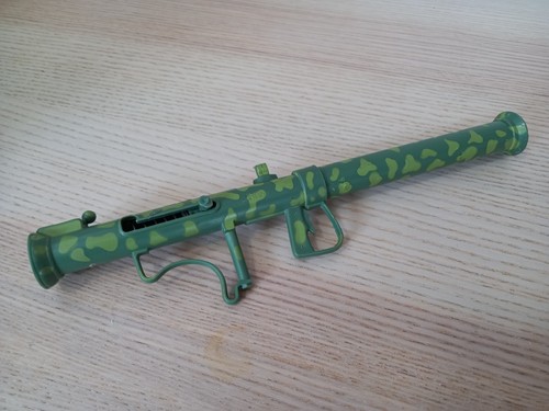 Vintage action man - green, beret