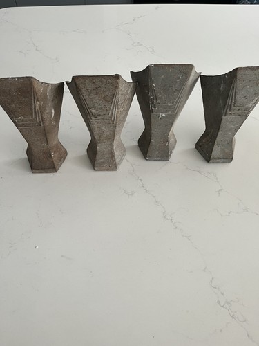 Art deco cast iron bath - art, feet
