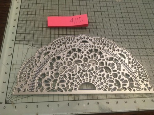 Die sire doily arch - die'sire,