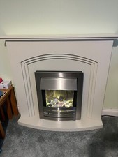 Modern electric fire and cream surround in great condition