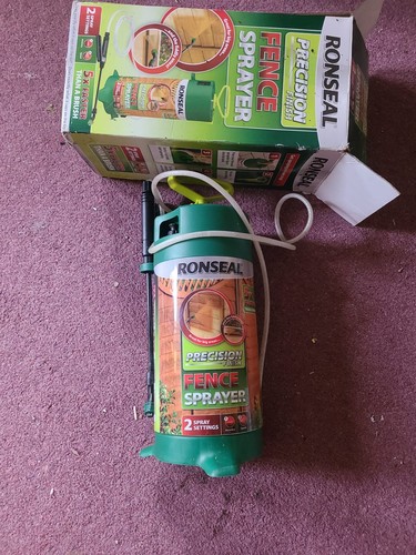 Ronseal precision finish - precision, fence