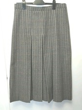 Aquacutum of London 100% New Wool Women's Tartan Skirt Size 14 Made In England