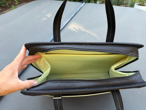 Samsonite lap top - top, soft