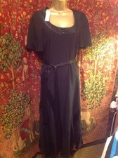 dramatic black per una dress