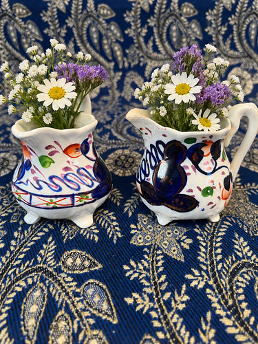Small cream jugs - 2,