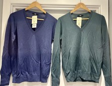 2x Uniqlo Extra Fine Merino