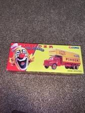 Corgi 73301 Pinder "Jean Richard" Cirque Berliet GLR8 Fourgon Lorry & Capucine 