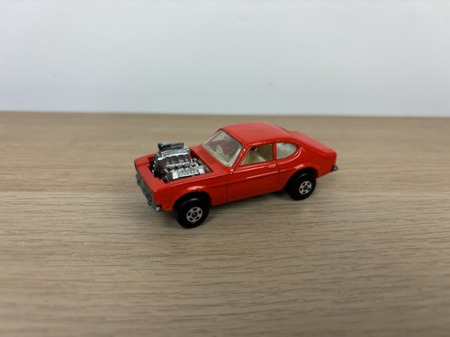 Matchbox ford capri hot - capri, rocker