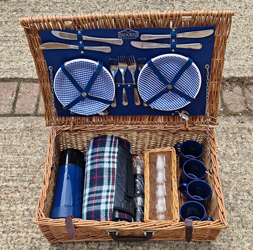 Brookes baskets wicker picnic - brookes,