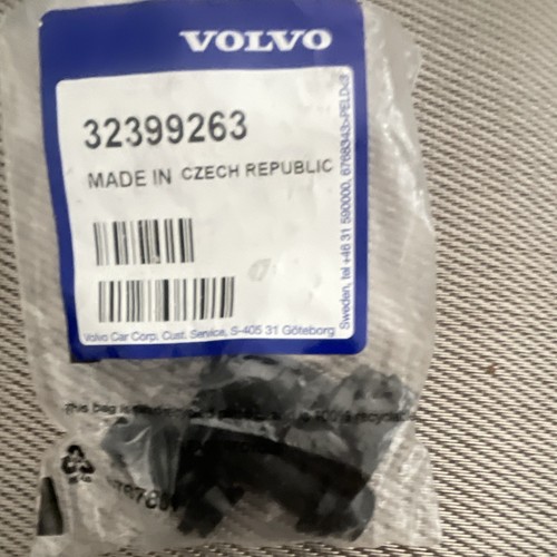 Volvo fuel flap solenoid - volvo, or