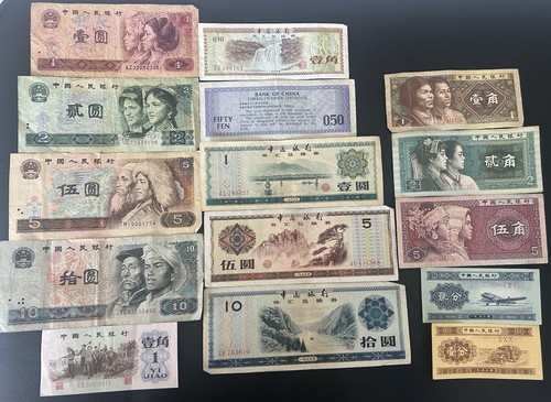 Collection banknotes - of, 15