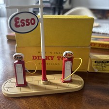 Dinky 781 Esso Petrol Station