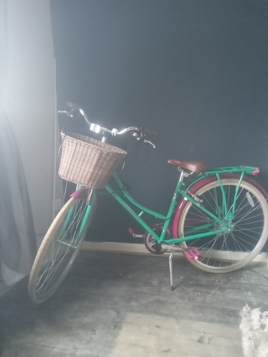 Ladies bike with basket - bike, used