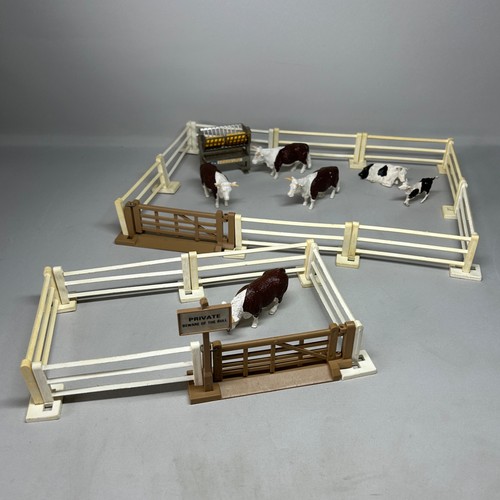 Vintage britains farm bull - britains,