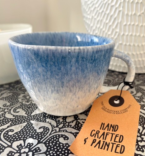 Large coffee tea cup mid - tea, blue