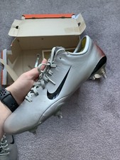 Nike Mercurial Vapor iii Football Boots SG - UK Size 12