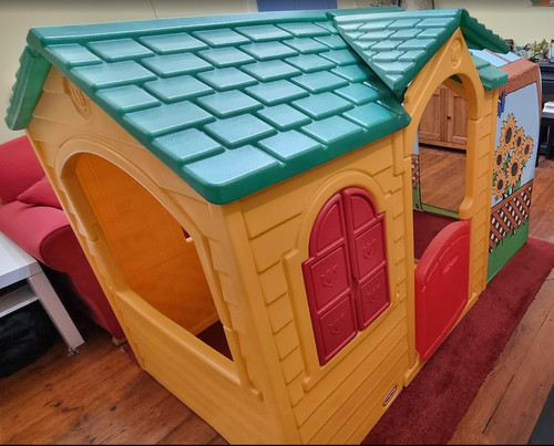 Little tikes play house - little,