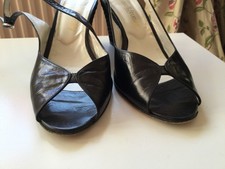RUSSELL & BROMLEY BLACK