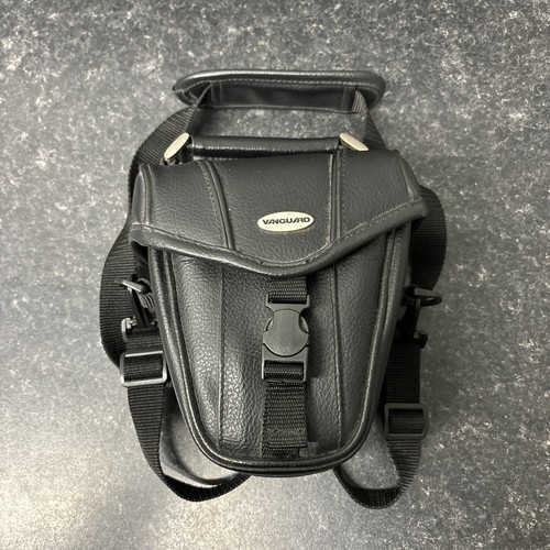 Vanguard shaped camera case - v,