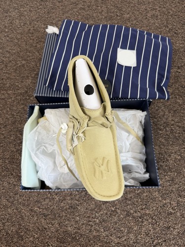 Men 5us kith - 10.5us, clarks