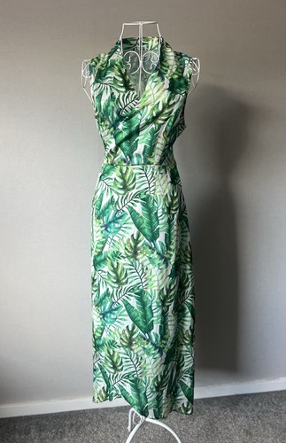 Never fully dressed - never, green