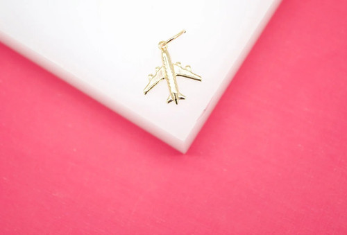 Small airplane pendant - small,
