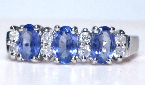 9ct gold ring - 9ct, tanzanite
