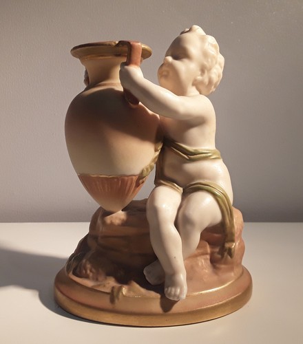 Royal worcester figural bisque - royal,