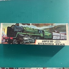 VINTAGE AIRFIX HO/OO Model Railway Kit BR Evening Star red stripe box