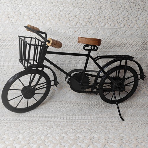 Vintage style handmade - , metal