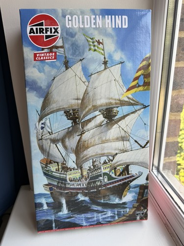 Golden hind vintage classics - golden,