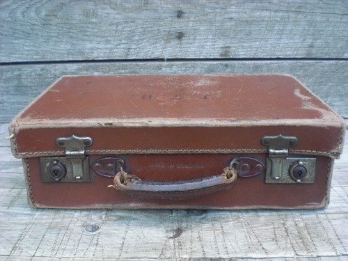 Vintage small brown distressed - vintage,