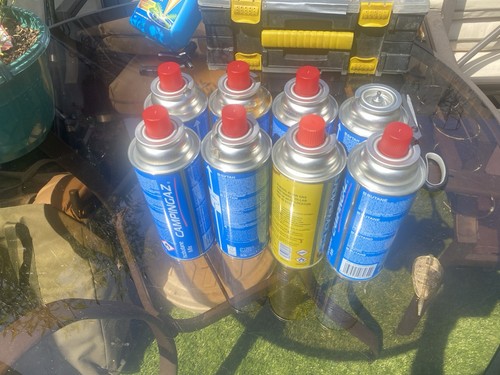 Color gas cans - color, can.