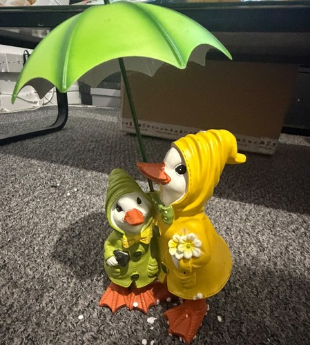 Duck figurine freestanding - figurine,