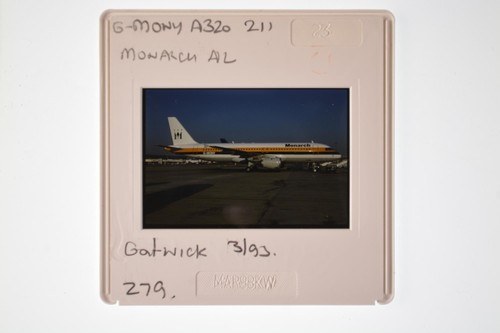 Monarch airlines airbus - monarch, a320