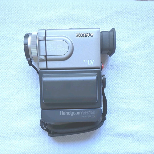 Sony handycam dcr - dcr-pc7e, mini