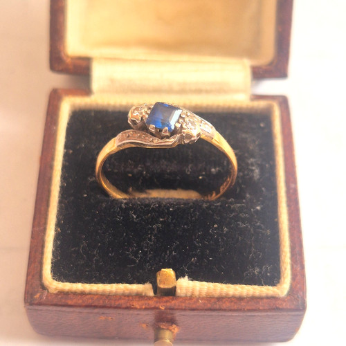 22ct gold ring - gold,