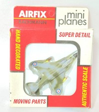 F-4 Royal Navy Airfix Bachmann