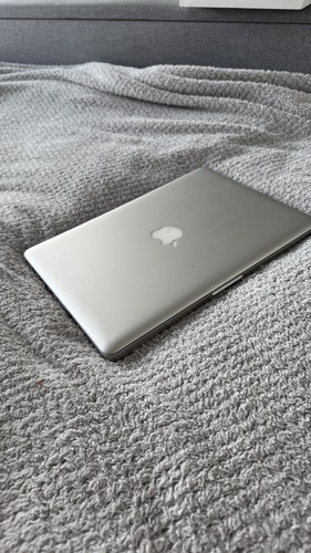 Apple macbook pro - apple,