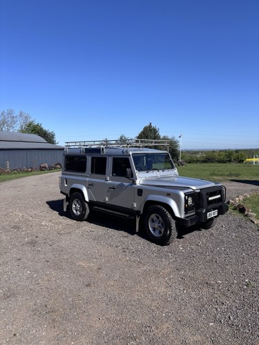 Land rover defender 110 - rover,