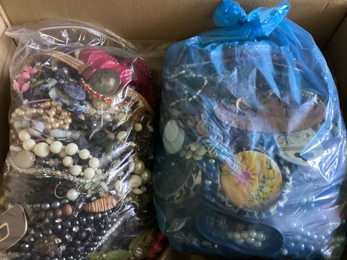 Jewellery job lot 13kg - x,