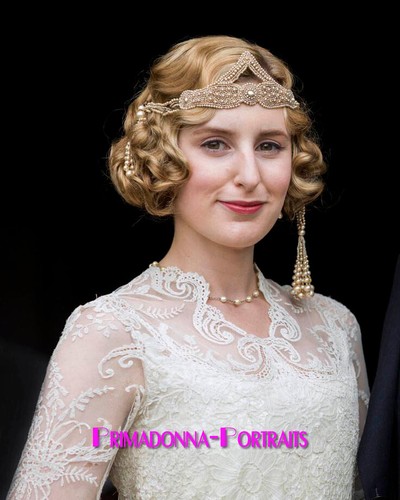 Laura carmichael 8x10 - 8x10, lab