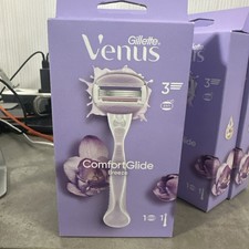 Gillette Venus ComfortGlide Breeze Razor Keep Your Skin Feeling Soft & Smooth 💕