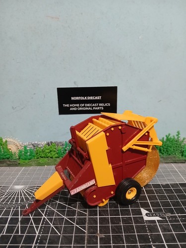 Britains farm toys - britains,