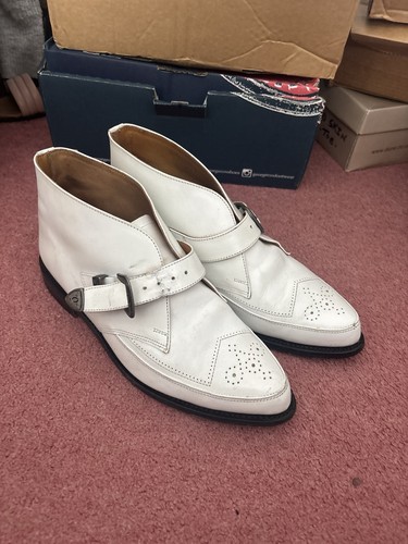 George cox pointed white - pointed,