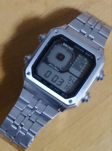 Seiko digiborg g757 - seiko,
